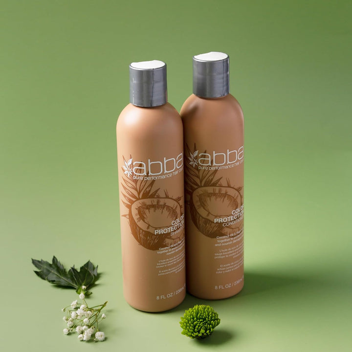 Drenches hair with a protective moisture barrier that reduces color fading